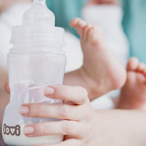 Butelka Lovi antykolkowa Super Vent średni przepływ 250ml 3+ 21/563 Butelka Lovi antykolkowa Super Vent średni przepływ 250ml 3+ 21/563