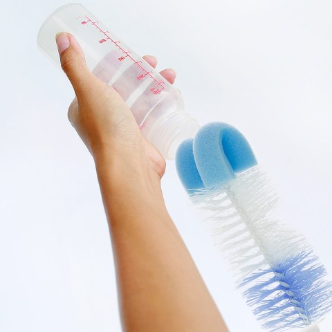 Szczotka do mycia butelek i smoczków Babyono z przyssawką i gąbką niebieska Szczotka do mycia butelek i smoczków Babyono z przyssawką i gąbką niebieska