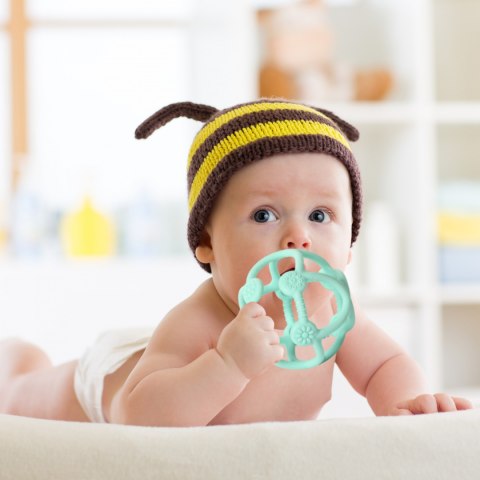 Gryzak silikonowy sensoryczny Babyono Ortho na ząbkowanie miętowy Gryzak silikonowy sensoryczny Babyono Ortho na ząbkowanie miętowy