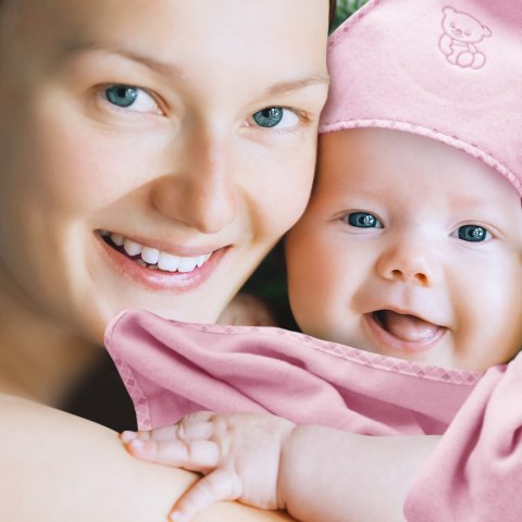 Ręcznik kąpielowy z kapturem Bocioland okrycie kąpielowe różowe 100x100 Ręcznik kąpielowy z kapturem Bocioland okrycie kąpielowe różowe 100x100