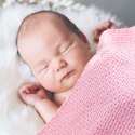 Akuku Kocyk koc bawełniany dla niemowląt oddychający letni miękki 80 x 90 cm różowy