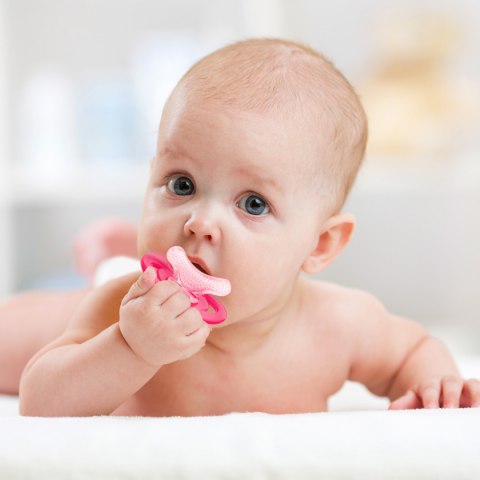 Gryzak silikonowy Babyono na ząbkowanie do chłodzenia w lodówce różowy