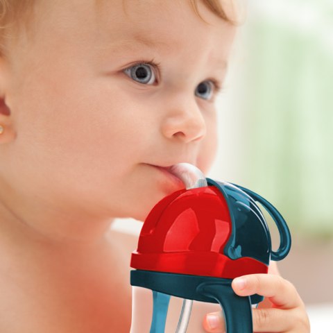 Bidon dla dzieci z obciążoną słomką i uchwytami Akuku 280 ml 9+ czerwony Bidon dla dzieci z obciążoną słomką i uchwytami Akuku 280 ml 9+ czerwony