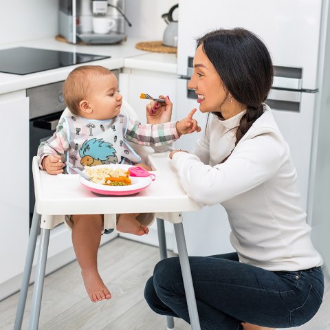 Fartuszek kuchenny dla dzieci BabyOno śliniak zmywalny z kieszonką 24+ Jeż Fartuszek kuchenny dla dzieci BabyOno śliniak zmywalny z kieszonką 24+ Jeż