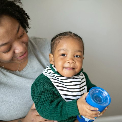 Kubek niekapek Dr Browns 360° do nauki picia z pokrywką 300 ml 6+ niebieski