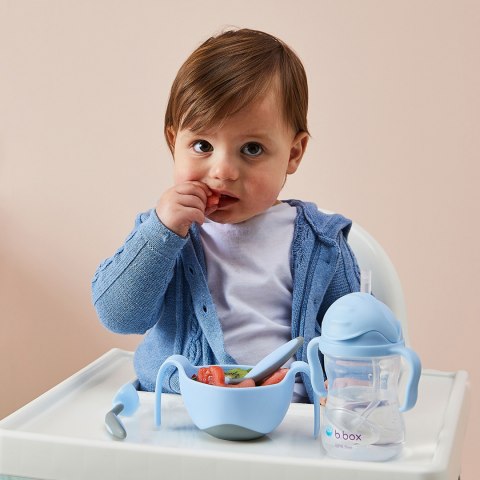Bidon Bbox Kubek z obciążoną słomką z uchwytami zamykany do nauki 240 ml 6+ BB00519 Bidon Bbox Kubek z obciążoną słomką z uchwytami zamykany do nauki 240 ml 6+ BB00519