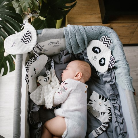 Przytulanka kontrastowa Babyono szeleścik sensoryczny Kitty Blink & Smile