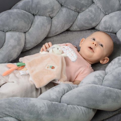 Przytulanka sensoryczna kocyk bawełniany grzechotka Babyono Baby Bunny Przytulanka sensoryczna kocyk bawełniany grzechotka Babyono Baby Bunny
