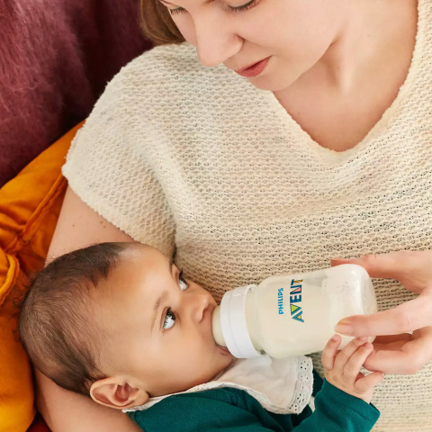 Philips Avent Classic Butelka antykolkowa do karmienia wąska 330ml 3+ Philips Avent Classic Butelka antykolkowa do karmienia wąska 330ml 3+