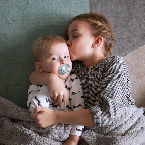 Smoczek LOVI uspokajający symetryczny silikon etui 0m+ 2pak 22/869boy