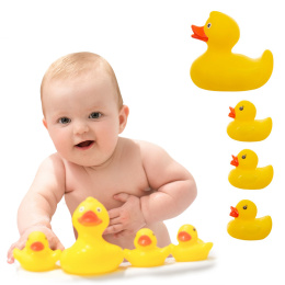Zabawki do kąpieli dla dzieci Akuku gumowe kaczuszki 4 szt. mama i małe 6+