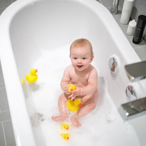 Zabawki do kąpieli dla dzieci Akuku gumowe kaczuszki 4 szt. mama i małe 6+