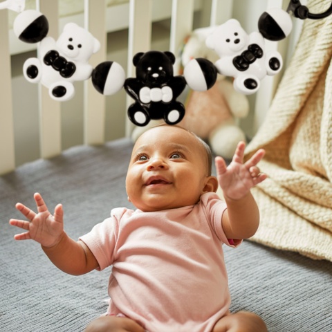 Zawieszka grzechotka kontrastowa do wózka łóżeczka dla niemowląt Akuku