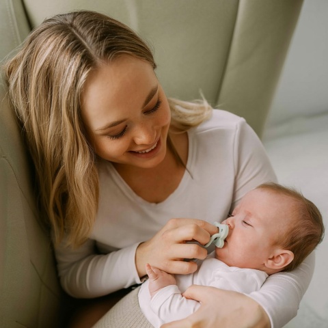 Dr Browns Smoczek uspokajający okrągły silikon gryzak 0+ 2pak róż zieleń