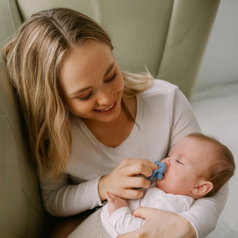 Dr Browns Smoczek uspokajający okrągły silikonowy miękki gryzak 0+ niebieski