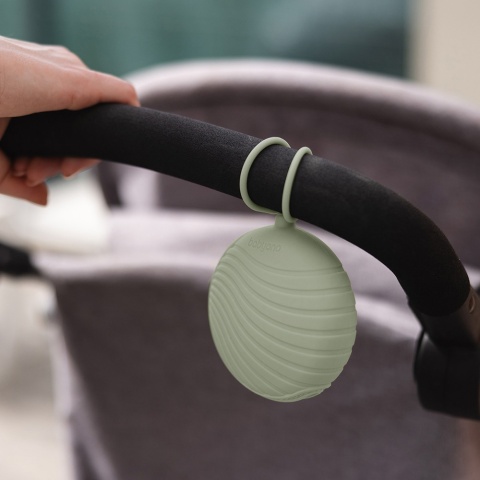 Etui na smoczek BabyOno pojemnik silikonowy zamykany na suwak zielony