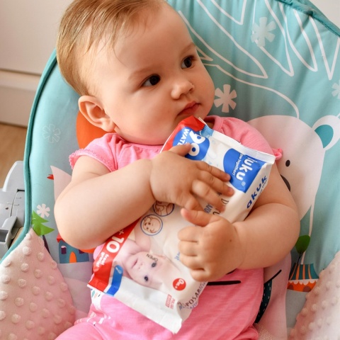 Chusteczki nawilżane wodą Akuku aloes srebro hipoalergiczne 0+ 70 szt.