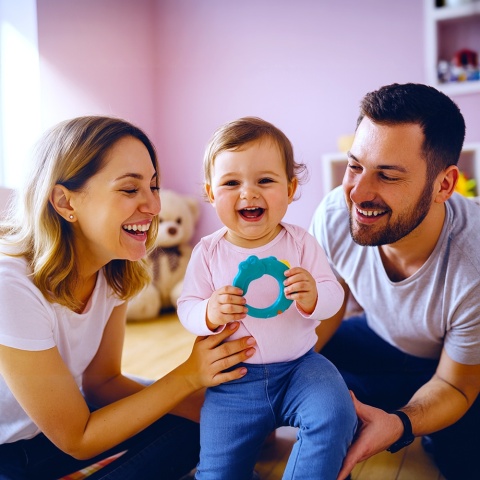 Grzechotka sensoryczna Akuku zabawka dla niemowląt z wypustkami krokodyl