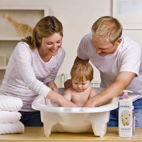 Linomag Olejek do kąpieli niemowląt i dzieci rumianek olej lniany 400ml