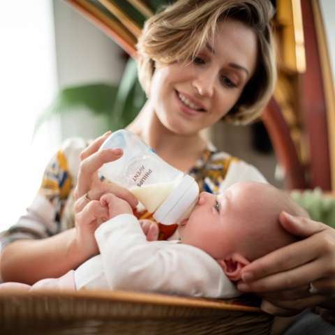 Smoczek Avent do butelki szeroki bardzo wolny Natural Response 0+ 2pak