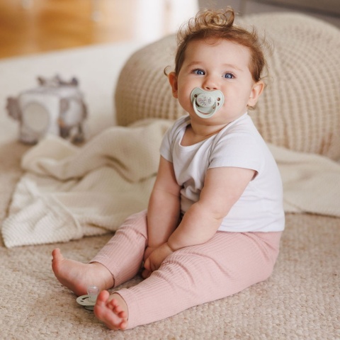 Smoczek uspokajający anatomiczny BabyOno silikon świeci 6m+ 2pak sage ecru