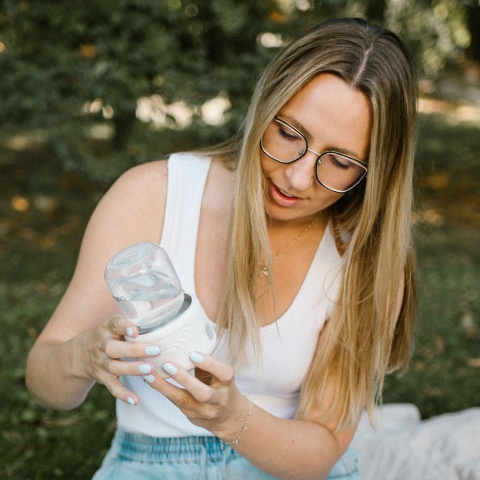 Podgrzewacz do butelek przenośny bezprzewodowy Babyono 180 ml 37°C w 2 min.