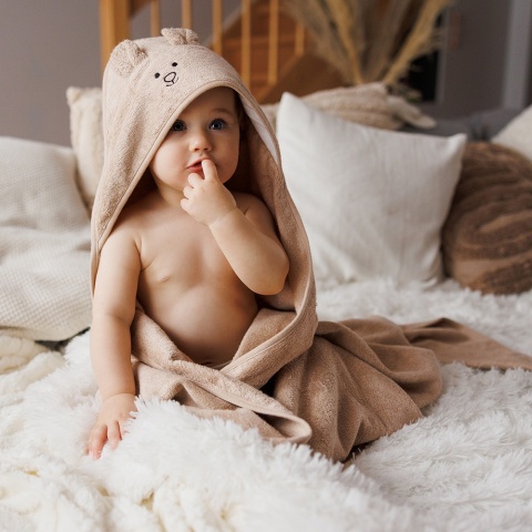 Ręcznik kąpielowy Babyono dla dzieci z kapturem hipoalergiczny 100x100 brąz