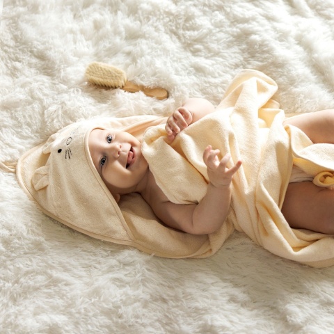 Ręcznik kąpielowy Babyono dla dzieci z kapturem hipoalergiczny 100x100 ecru