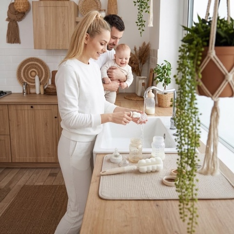 Szczotka do mycia butelek smoczków rurek Babyono zestaw 5w1 beżowy