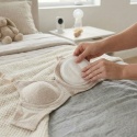 Wkładki laktacyjne Babyono Comfort średnica 11 cm 50 szt. +20 gratis białe